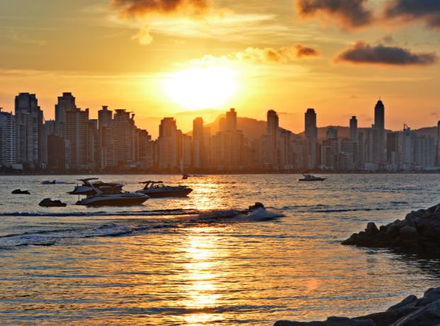 história de balneário camboriú